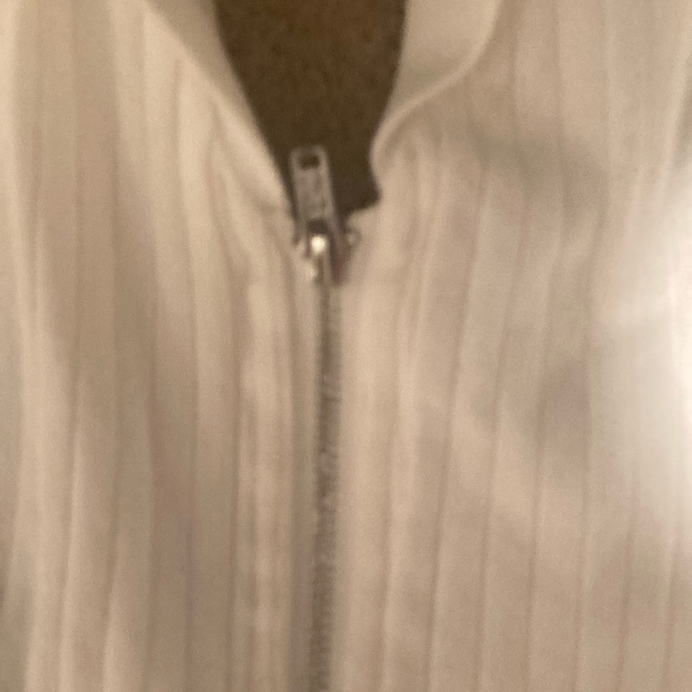 White Halter Crop Top Zip Up with collared neckline - Picture 4 of 5